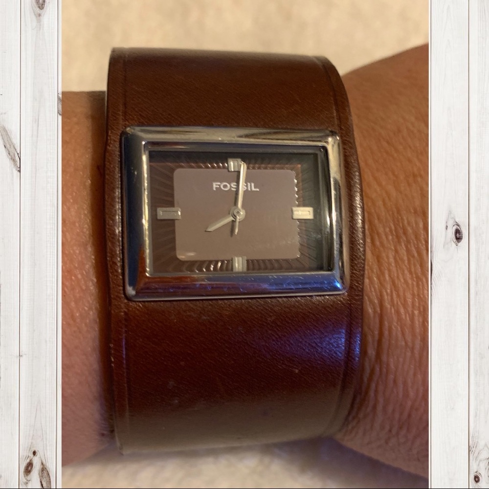FOSSIL BRACELET WATCH